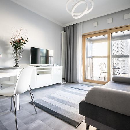 Vipwarsawapartments Diamond Mennica Residence Eksteriør billede